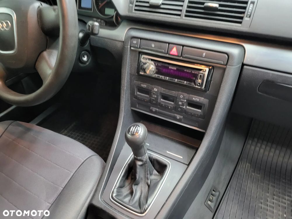 Audi A4 Avant - 17