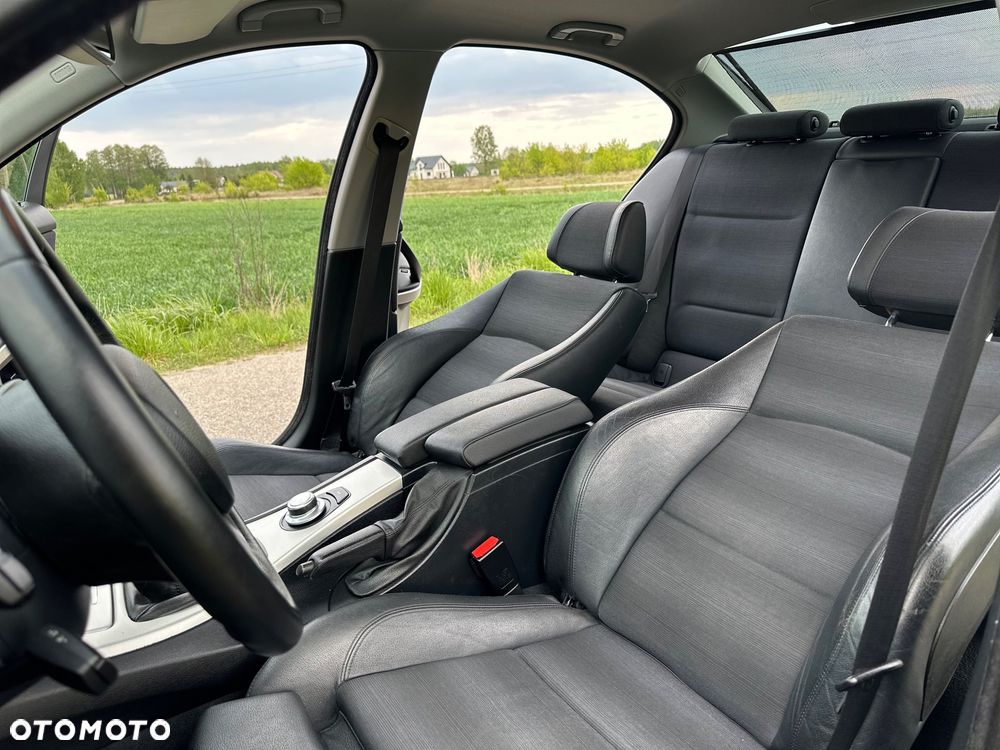 BMW Seria 3 318i - 21