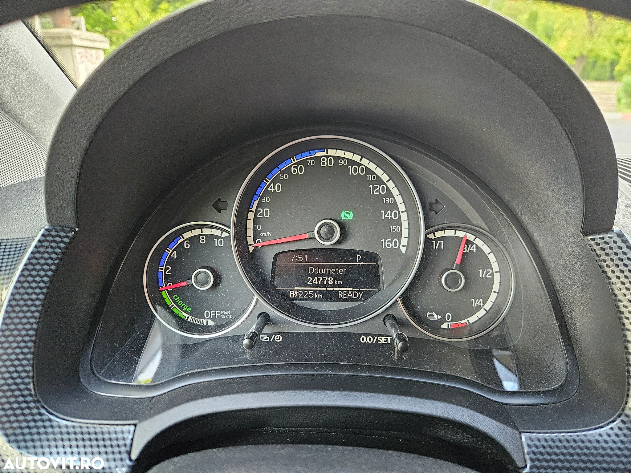 Volkswagen up! e-up! - 13