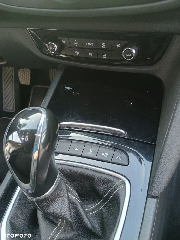 Opel Insignia 2.0 CDTI Country Tourer ecoFLEX - 9