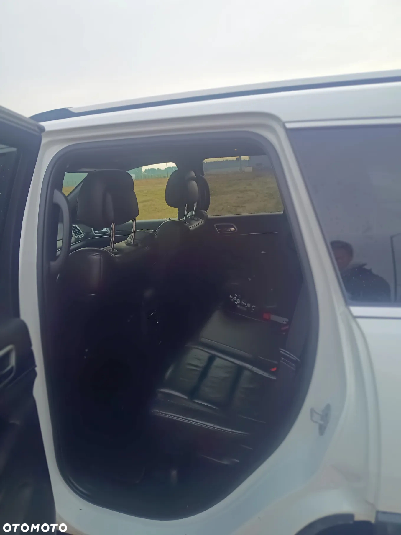 Jeep Grand Cherokee - 14