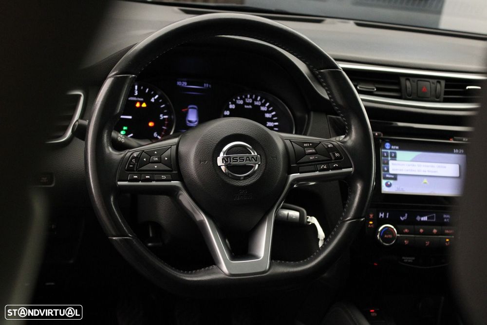 Nissan Qashqai 1.5 dCi N-Connecta Business - 33