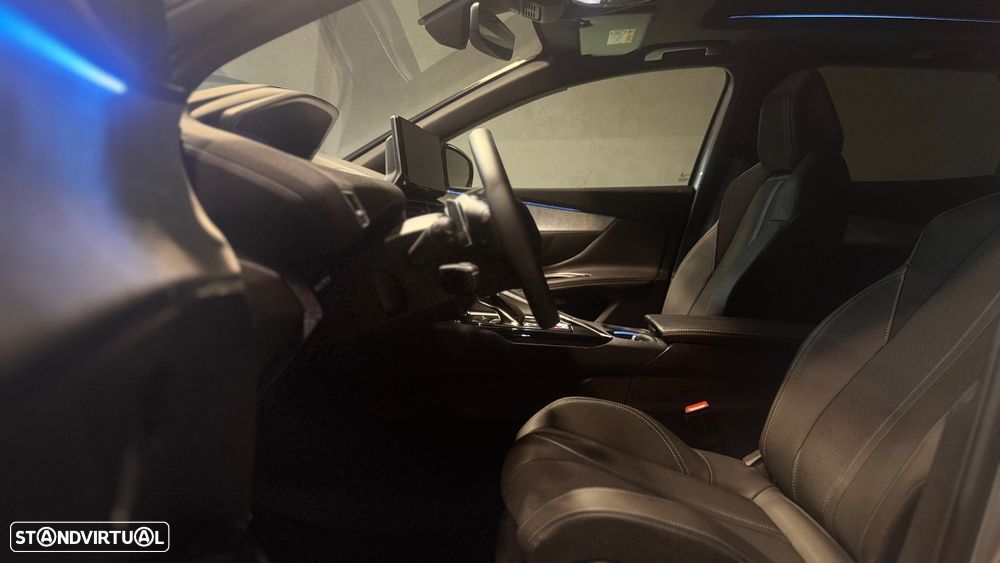 Peugeot 3008 Hybrid 225 e-EAT8 GT - 11