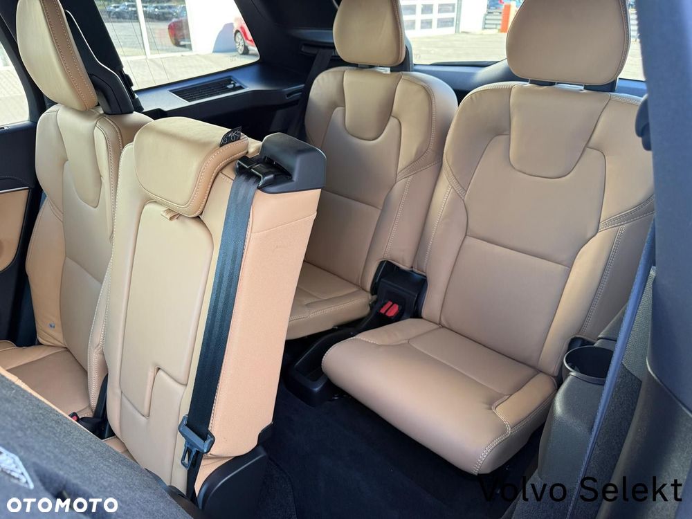 Volvo XC 90 - 18