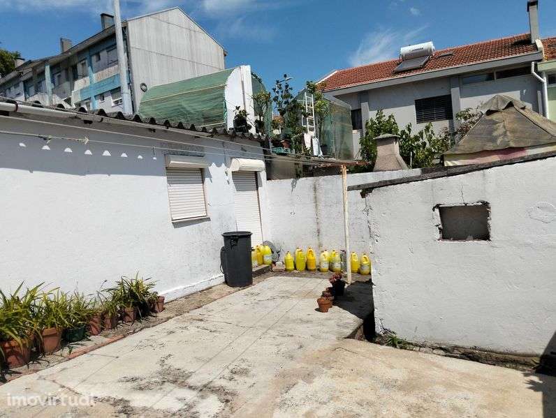 Vende-se Moradia T2 +1 -Bairro do Cedro - Grande imagem: 5/12