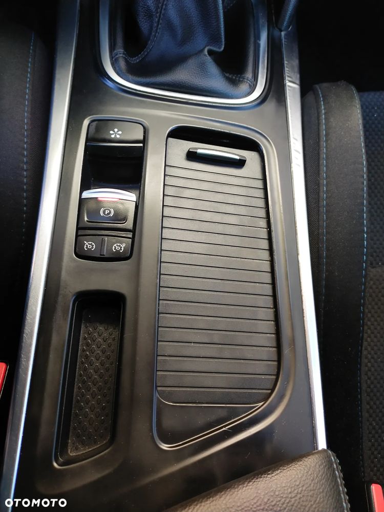 Renault Megane ENERGY dCi 110 GT LINE - 21