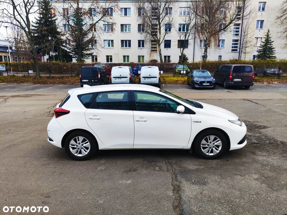 Toyota Auris Hybrid 135 Premium - 5
