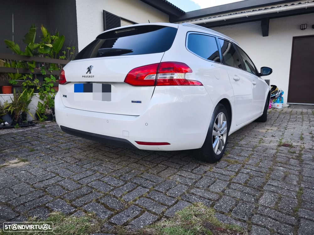Peugeot 308 SW - 9