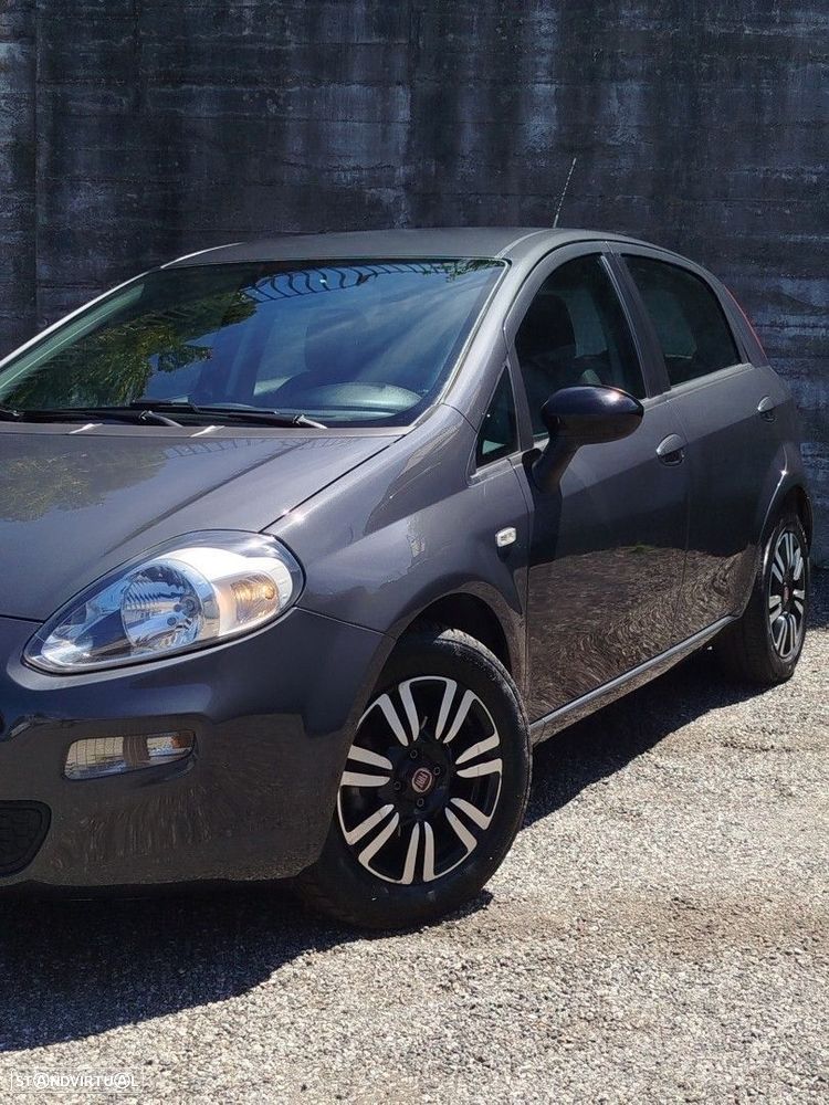 Fiat Punto 1.3 M-Jet Lounge S&S - 13
