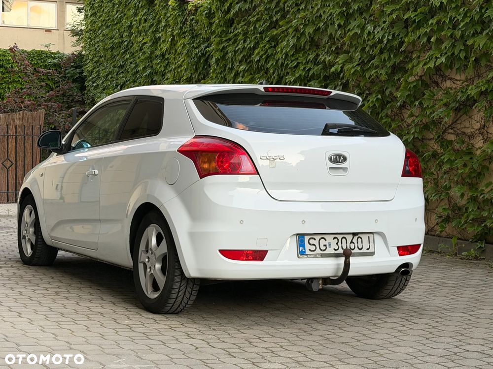 Kia Ceed 2.0 Optimum + - 6