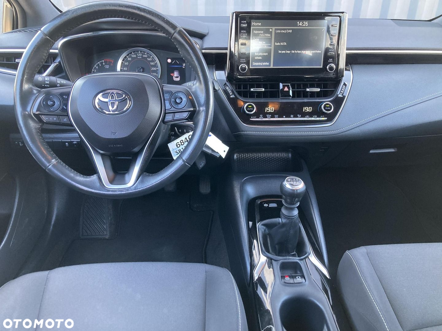 Toyota Corolla 1.2 T Comfort - 25