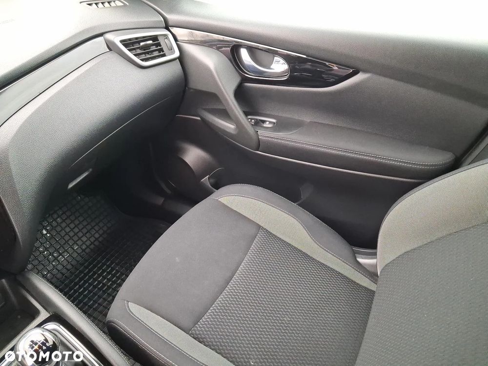 Nissan Qashqai 1.2 DIG-T Acenta - 19