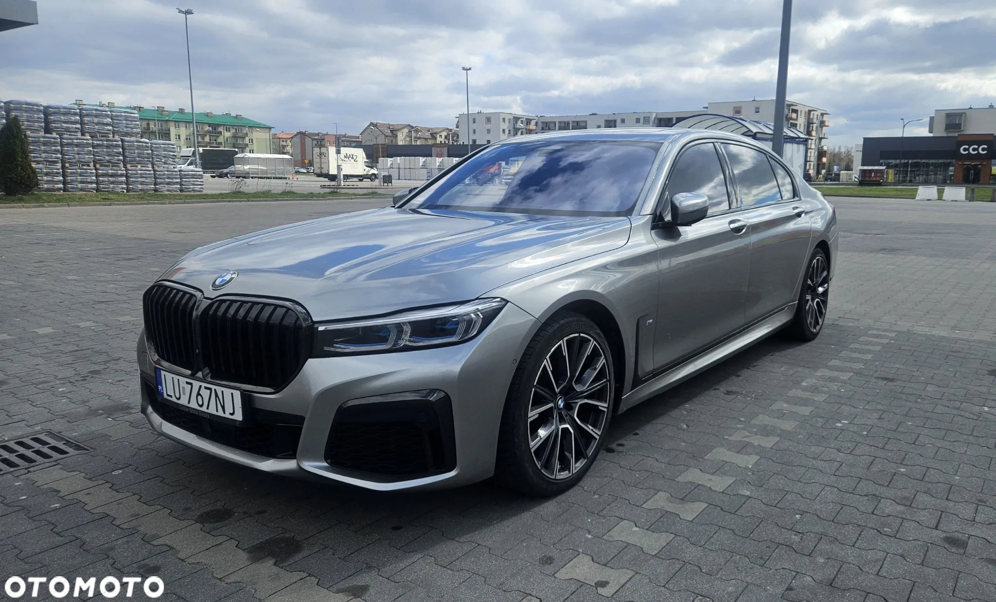 BMW Seria 7 750Li xDrive sport - 2