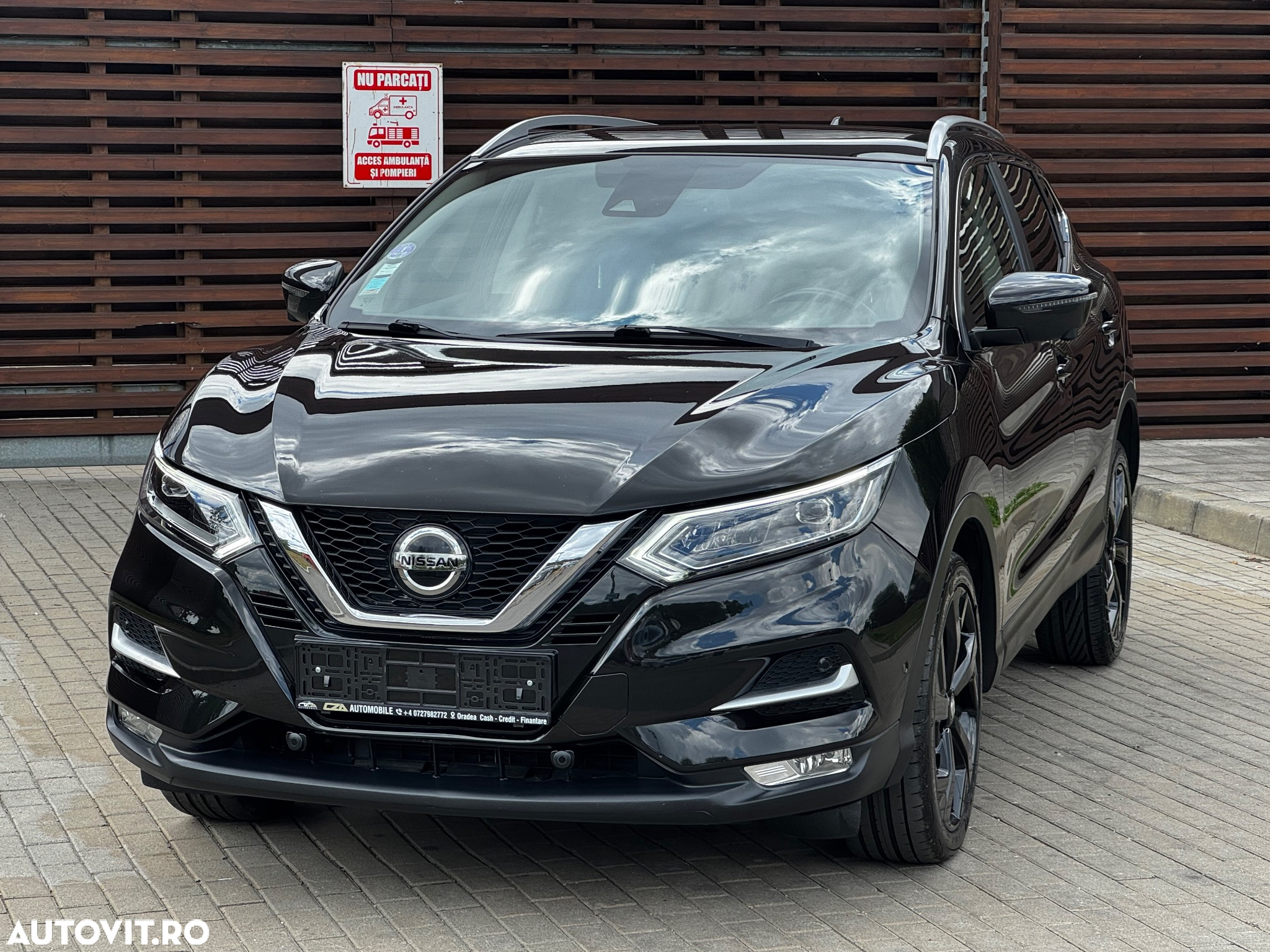 Nissan Qashqai 1.3 DIG-T DCT TEKNA - 2