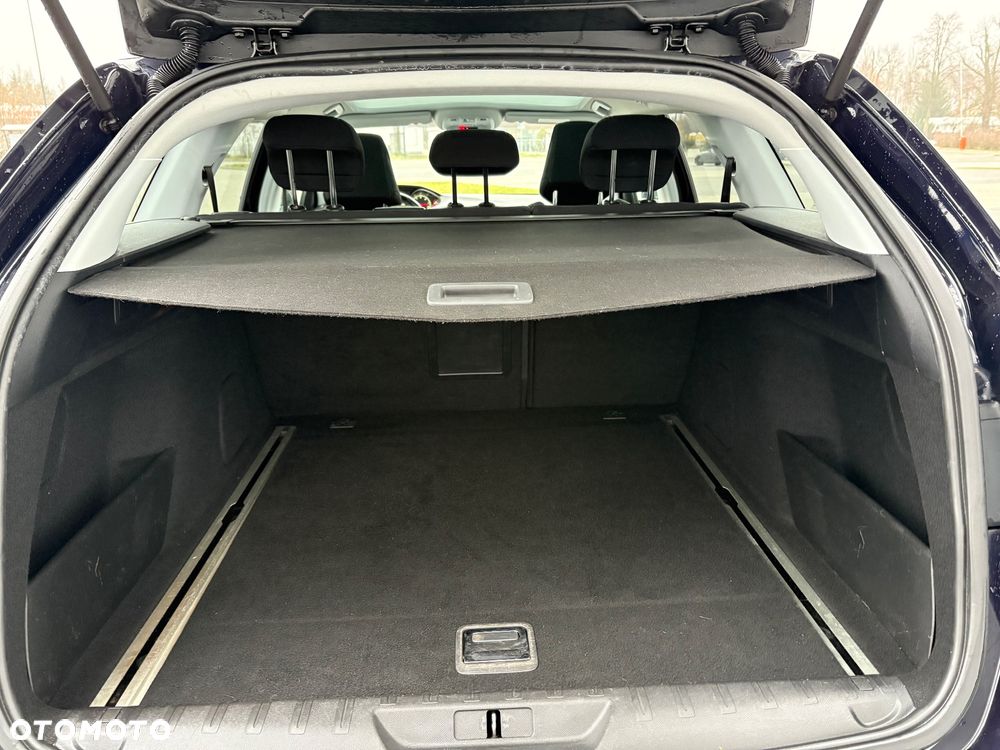 Peugeot 308 1.6 BlueHDi Business Line S&S - 23