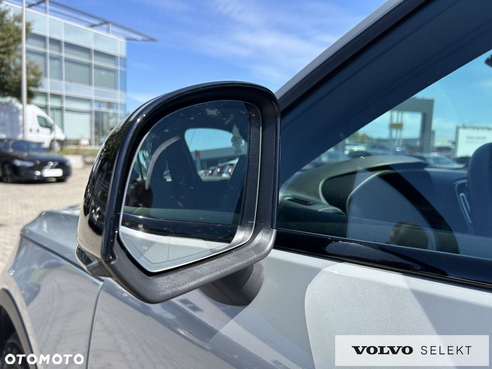 Volvo XC 40 - 35
