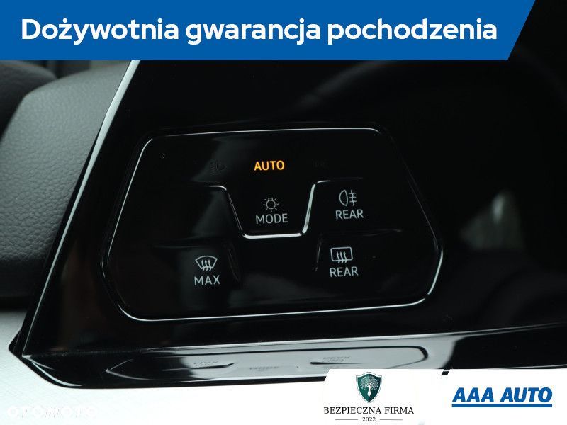 Volkswagen Golf Variant - 23