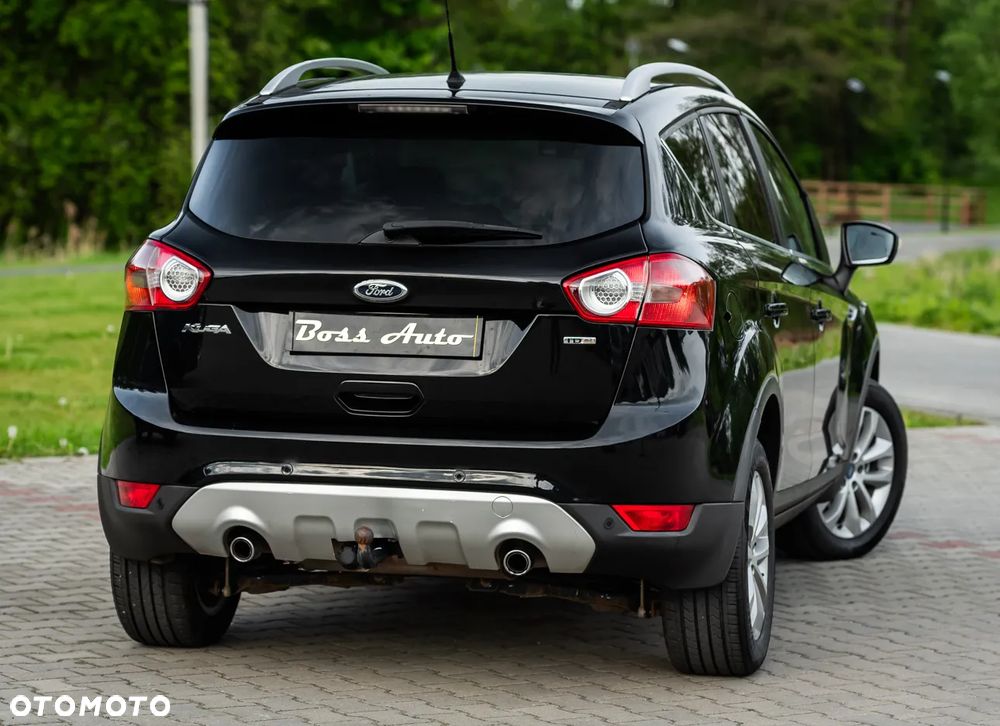 Ford Kuga 2.0 TDCi 2x4 Titanium - 12