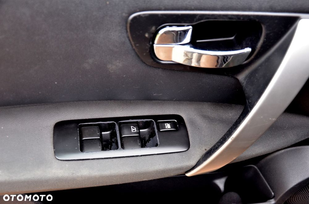 Nissan Qashqai 1.5 dCi Tekna - 23