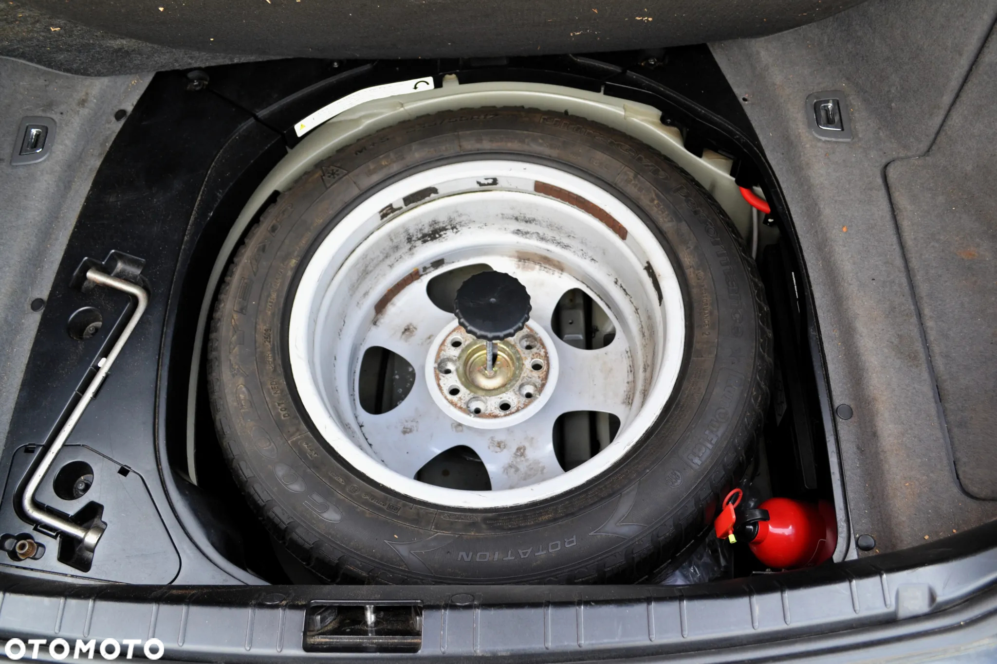 BMW Seria 7 730d - 32