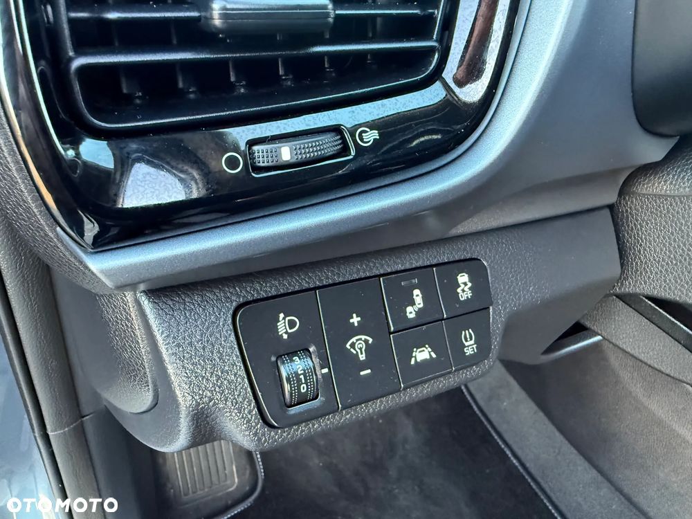 Kia Stonic 1.6 CRDi Platinum Edition - 31