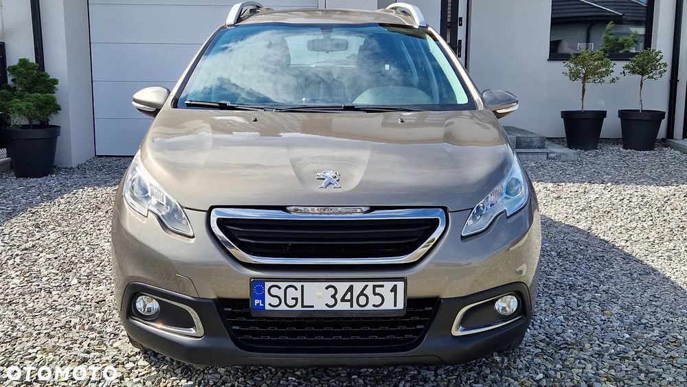 Peugeot 2008 1.2 VTi Allure - 28