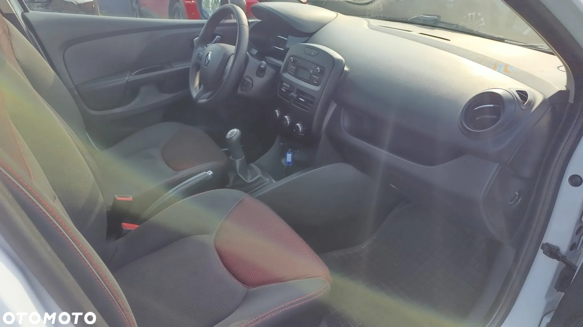 Renault Clio 1.5 dCi Business - 14