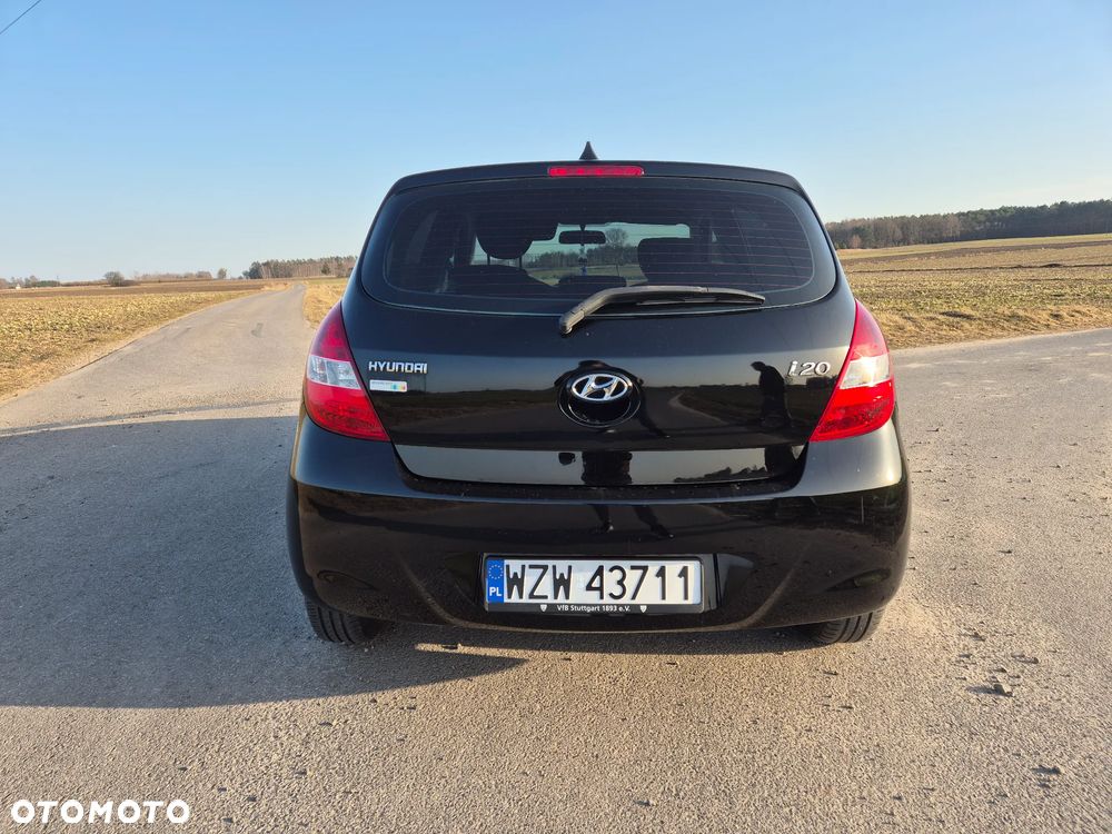Hyundai i20 1.2 UEFA EURO 2012 Edition - 12