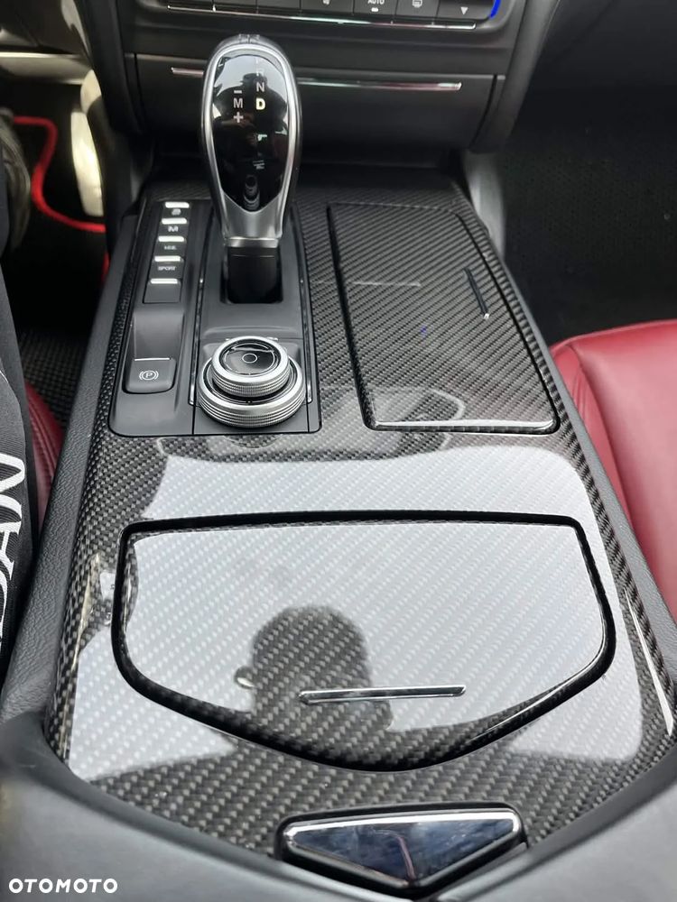 Maserati Ghibli S Q4 Modena - 10