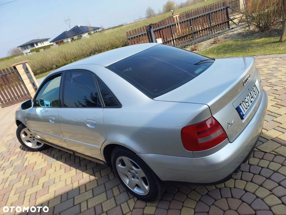 Audi A4 Limousine - 6