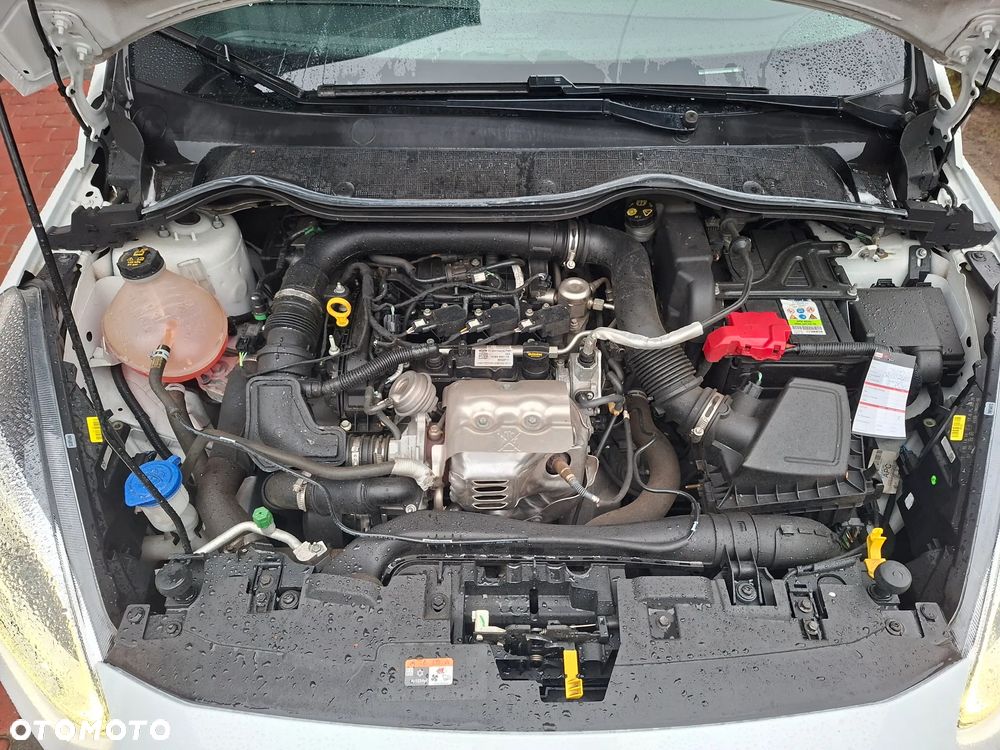 Ford Fiesta 1.0 EcoBoost S&S ST-LINE X - 30