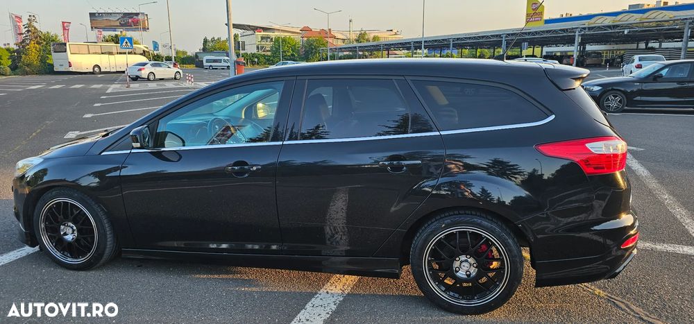 Ford Focus 1.6 TDCi DPF Titanium - 11