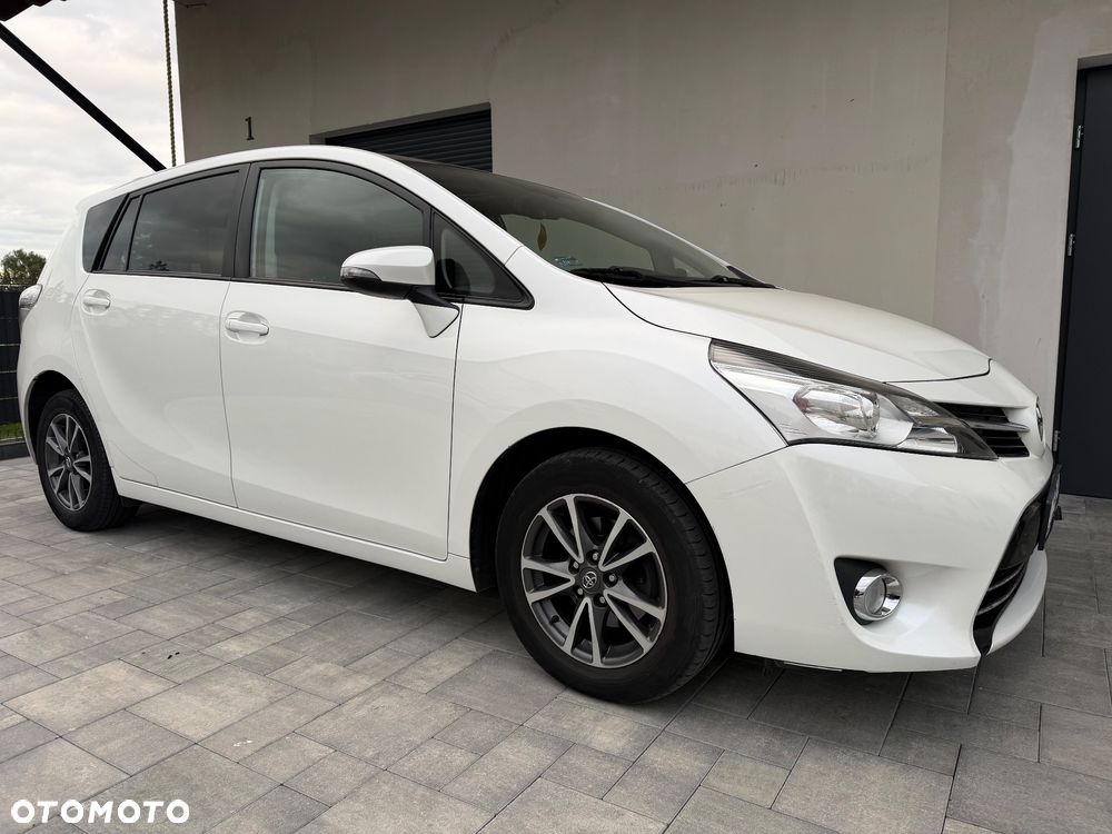 Toyota Verso 2.0 D-4D Active - 2