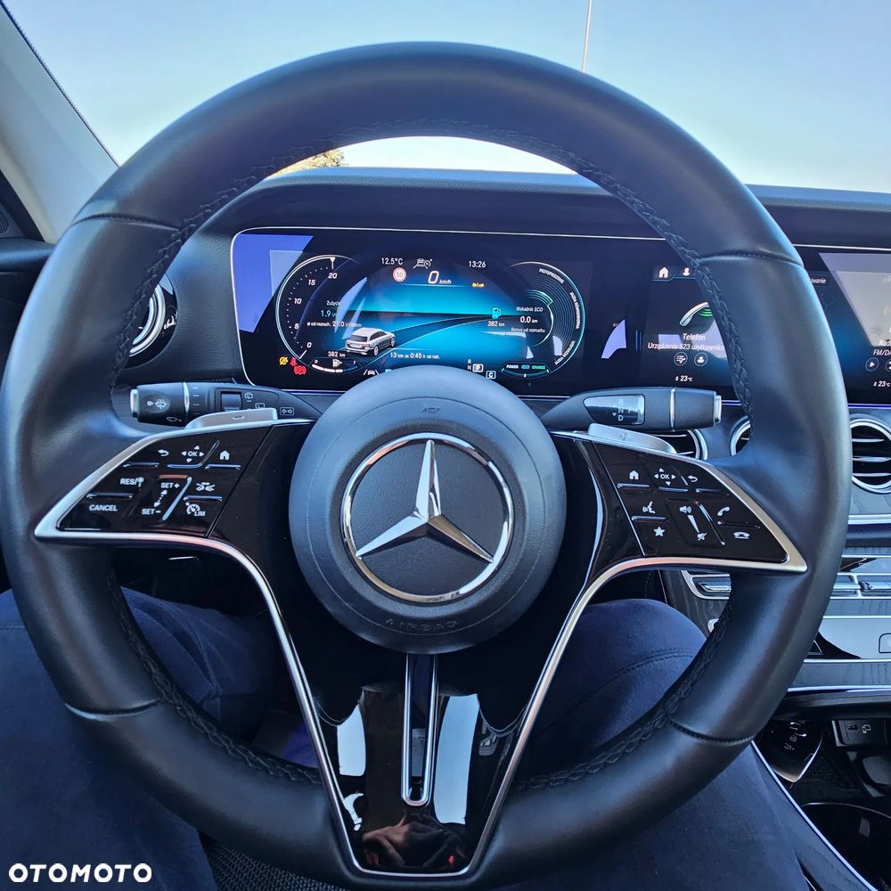 Mercedes-Benz Klasa E - 28