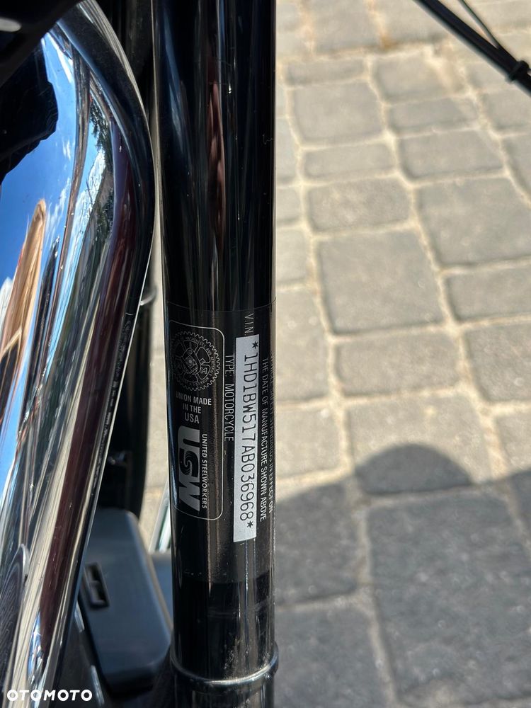 Harley-Davidson Softail Heritage Classic - 20