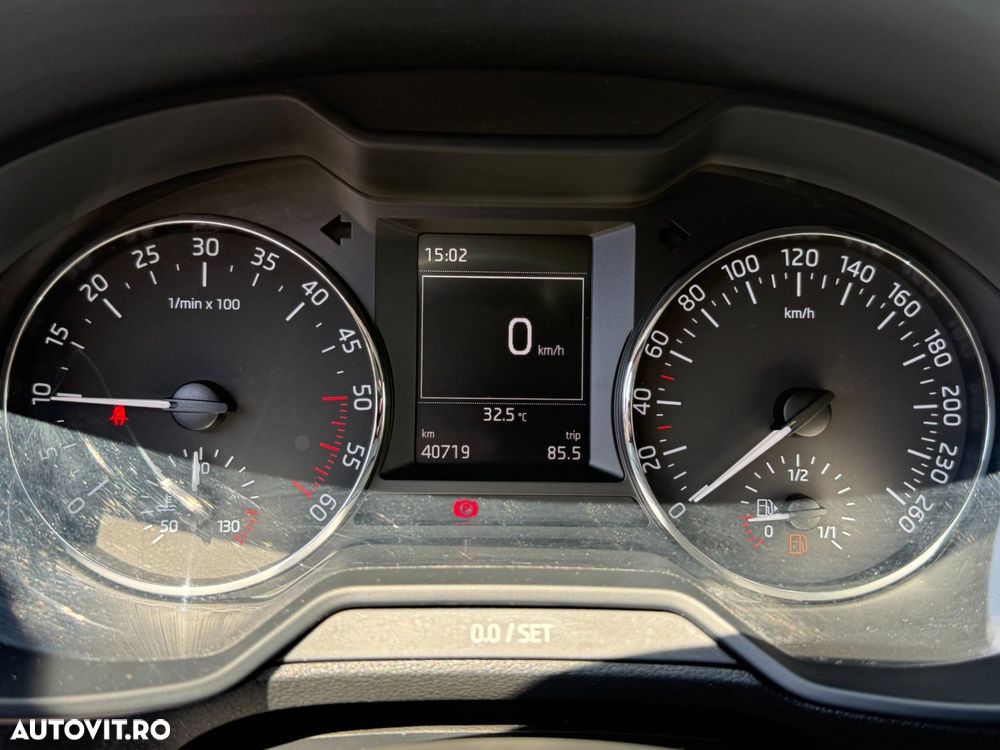Skoda Octavia 1.6 TDI 4X4 Ambition - 5