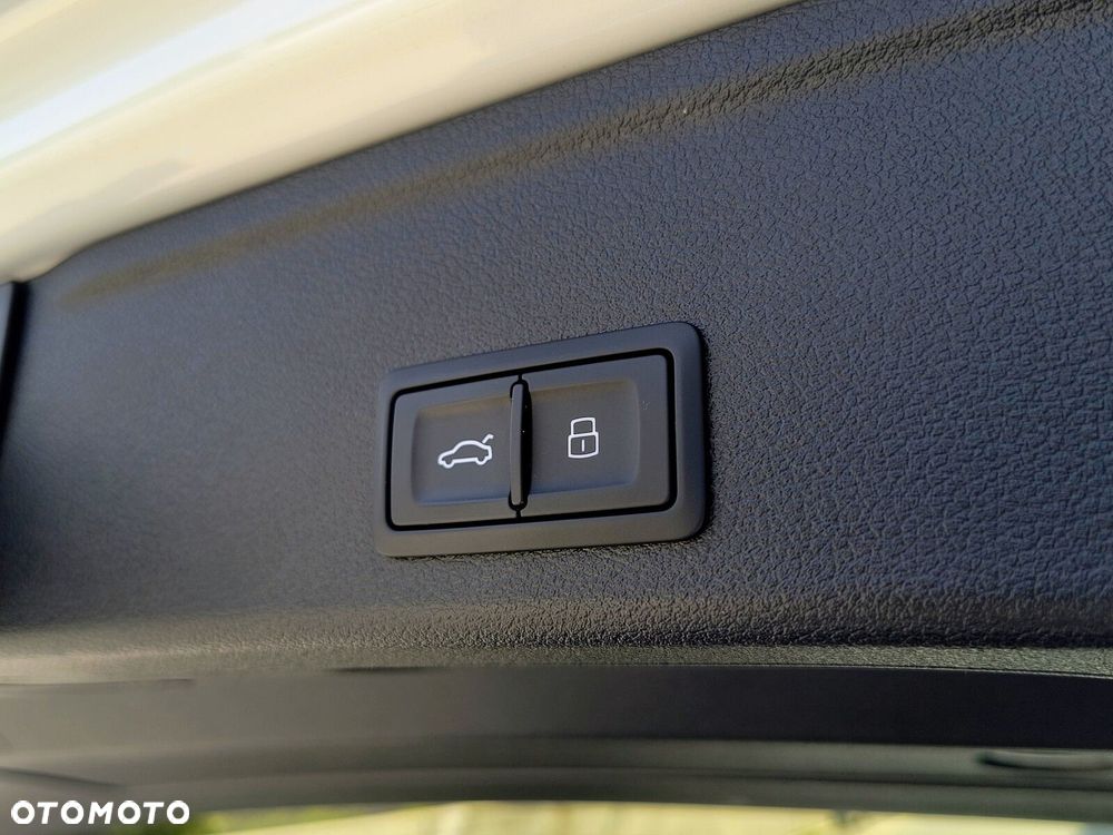 Audi A4 Avant - 33