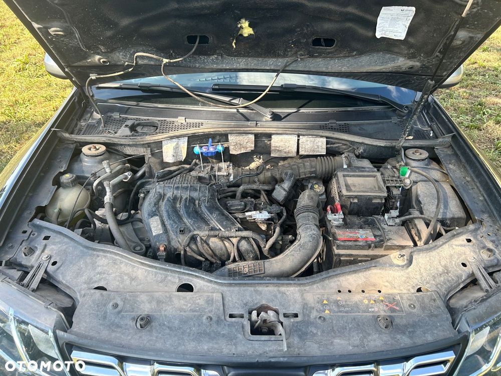 Dacia Duster 1.6 SCe Laureate S&S - 10