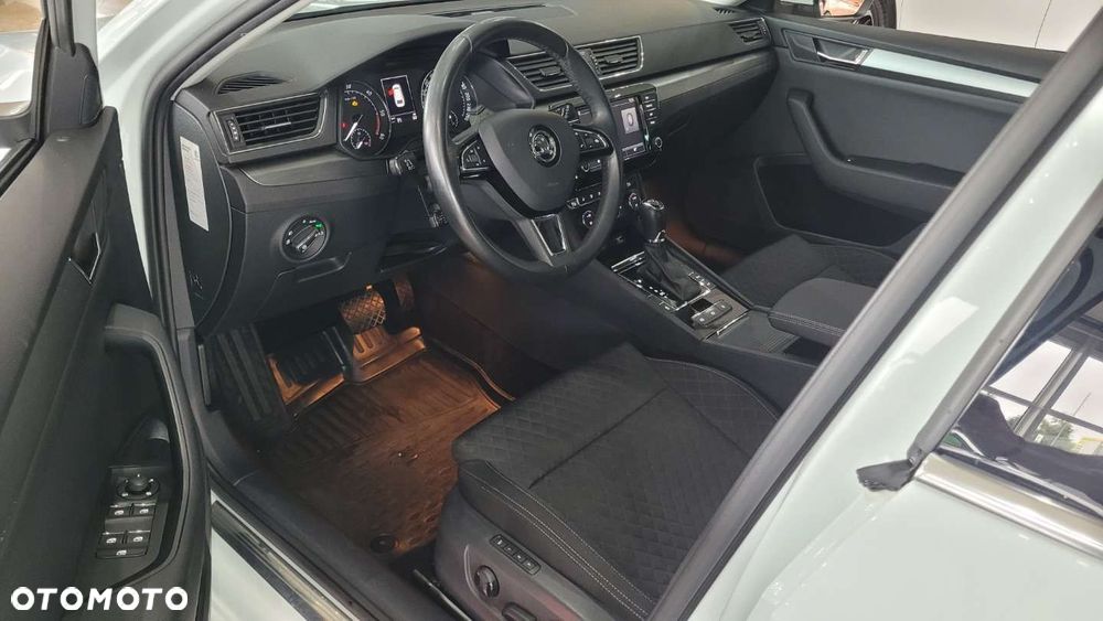 Skoda Superb - 36