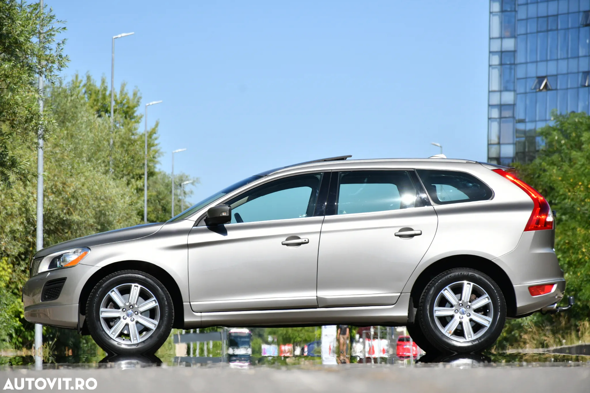 Volvo XC 60 D5 AWD Aut. Summum - 23