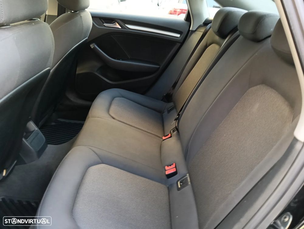 Audi A3 Limousine 1.6 TDI Sport - 28