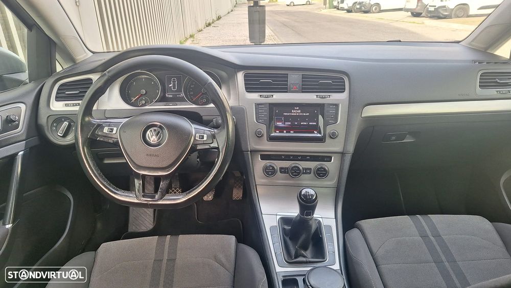 VW Golf Variant - 10