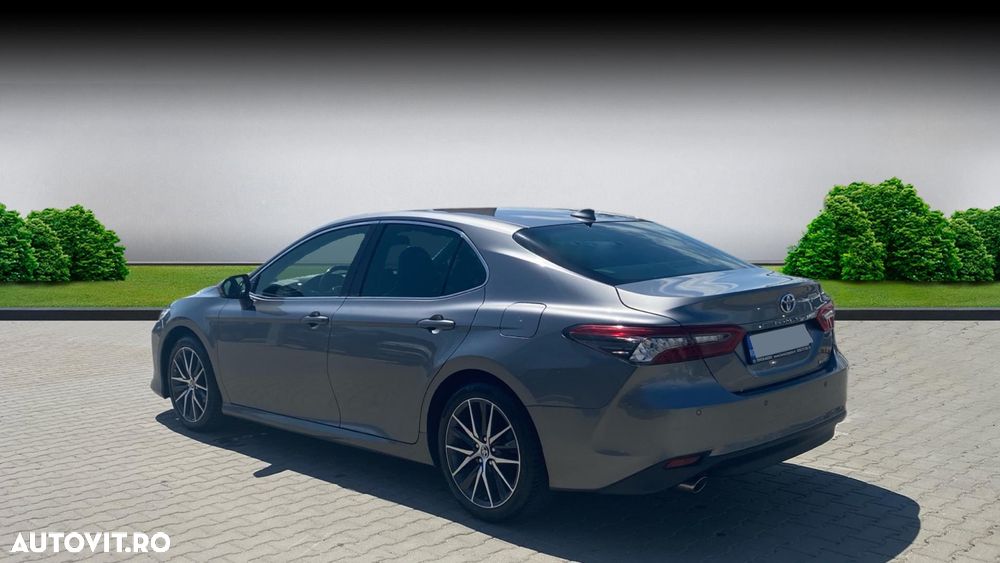 Toyota Camry 2.5 Exclusive - 3