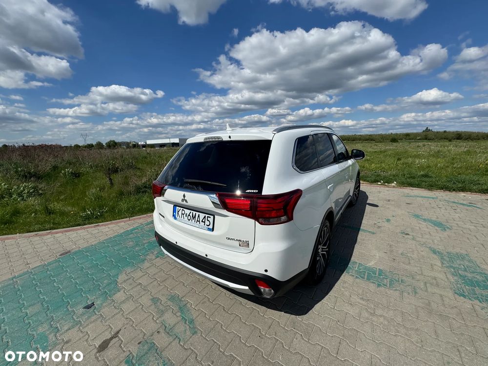 Mitsubishi Outlander 2.0 Intense + 4WD CVT - 4