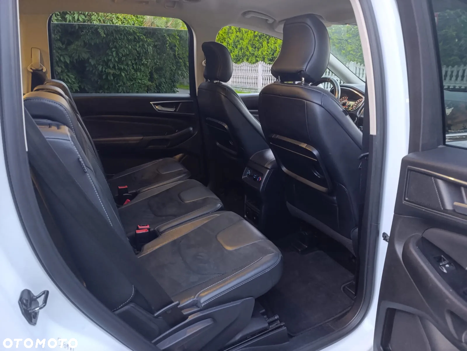 Ford Galaxy 2.0 TDCi Allrad Business - 8