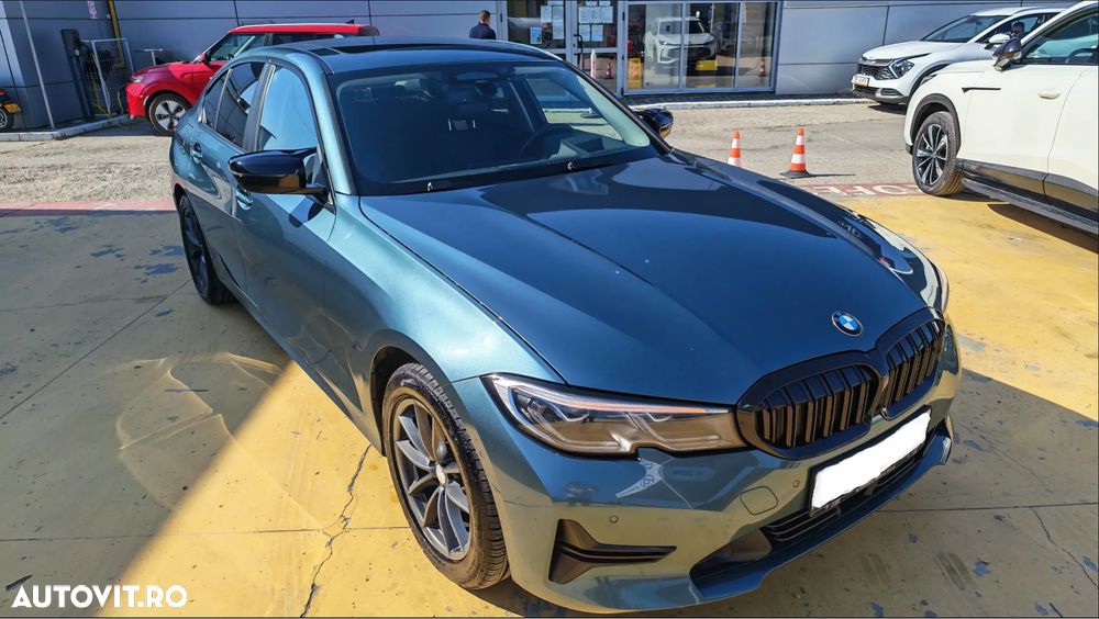 BMW Seria 3 320d xDrive Aut. Luxury Line - 2