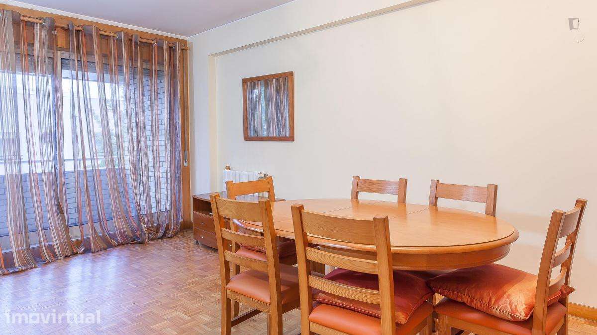 Apartamento com 1 quartos - localizado em São Mamede de Infesta Porto - Grande imagem: 5/37
