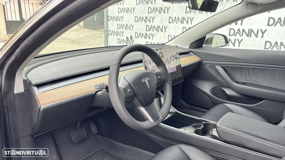 Tesla Model 3 Long Range RWD - 4