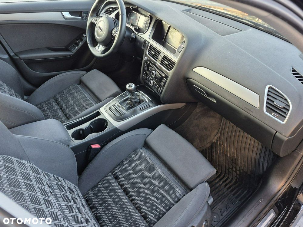 Audi A4 Allroad - 12