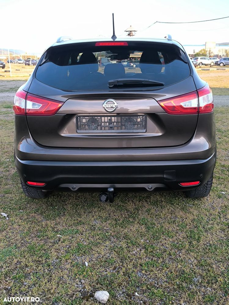 Nissan Qashqai 1.6 DCI Xtronic TEKNA - 6